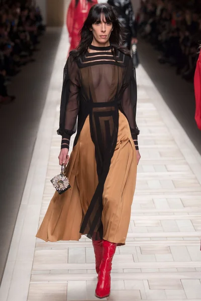 Look 41